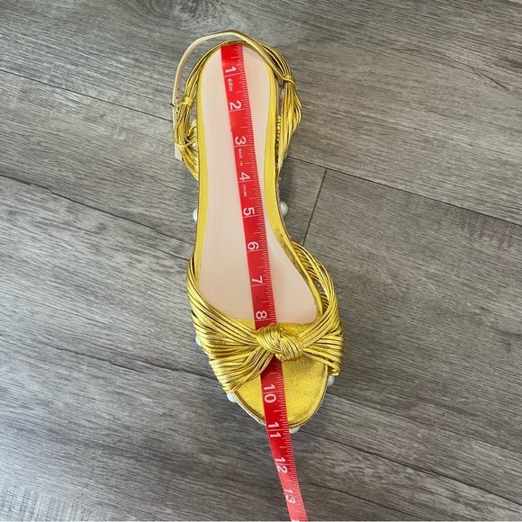 GUCCI - LIMITED EDITION Gold Faux Pearl Accents Espadrille - Picture 10 of 10